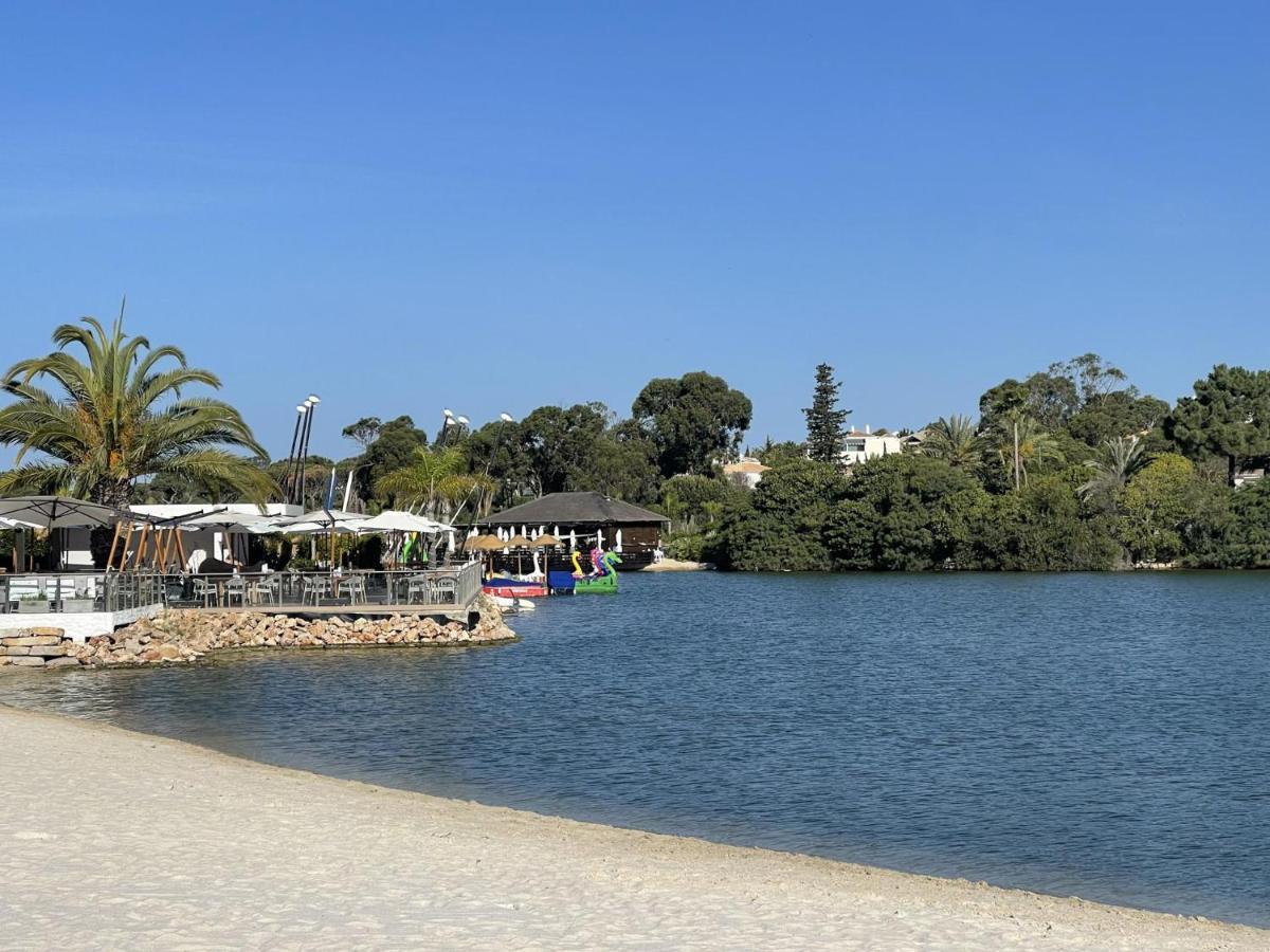 Scarlet'S Place - 1 Bed Victory Village Quinta Do Lago - Beach, Nature, Lakes Bagian luar foto
