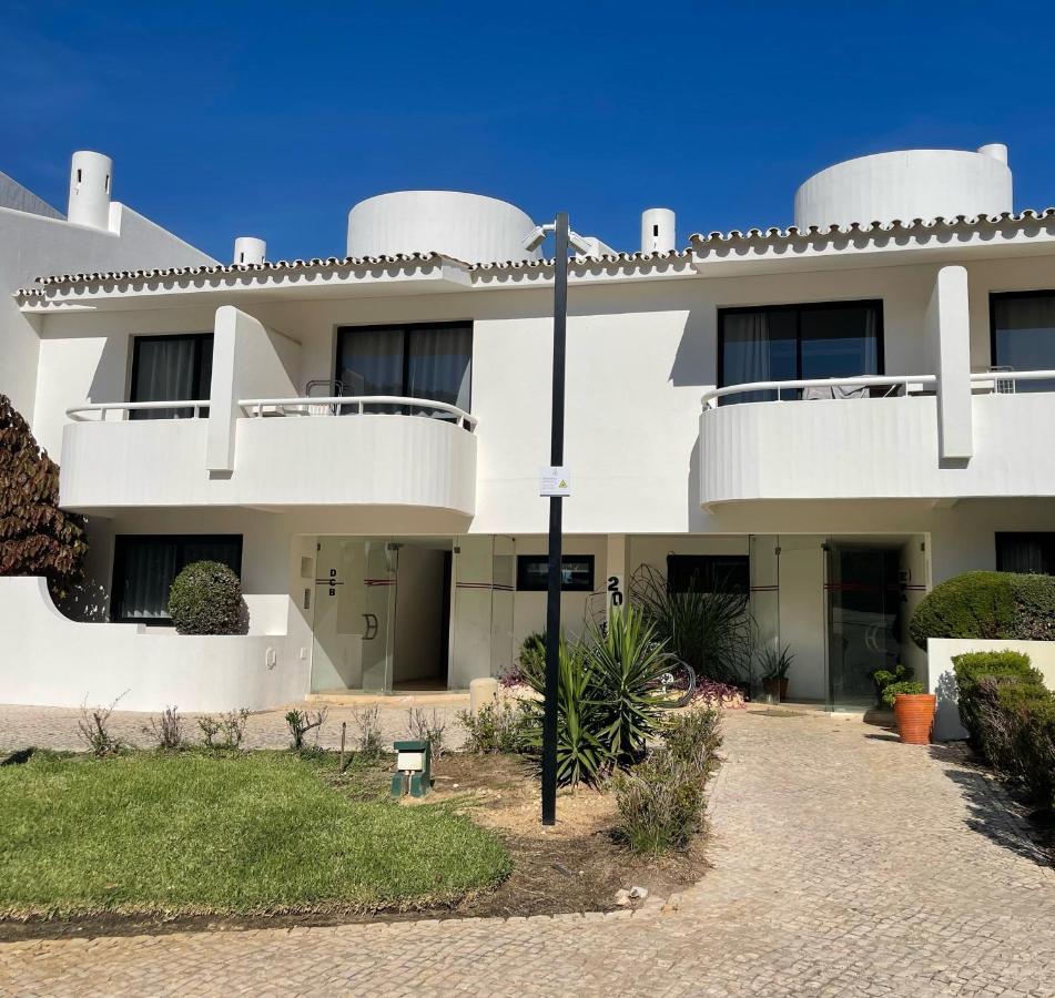 Scarlet'S Place - 1 Bed Victory Village Quinta Do Lago - Beach, Nature, Lakes Bagian luar foto