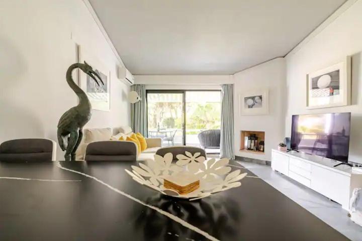 Scarlet'S Place - 1 Bed Victory Village Quinta Do Lago - Beach, Nature, Lakes Bagian luar foto